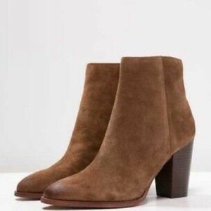 Sold!! Edelman Blake bootie